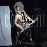 20-06-1979 The Tubes, Fee Waybill backstage at Congreshall at The Hague, The Netherlands.

[keywords]Eyecontact, Posed, Full Length[/keywords]